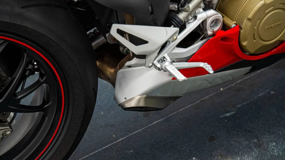 Ducati Panigale V4 S 1100 (2018 - 19) (18)
