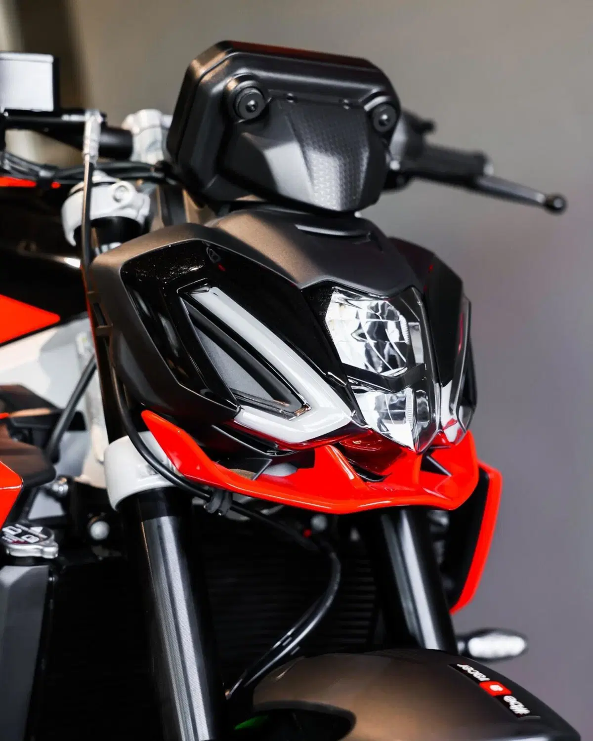 Aprilia Tuono 457 (2025 - 26) (10)