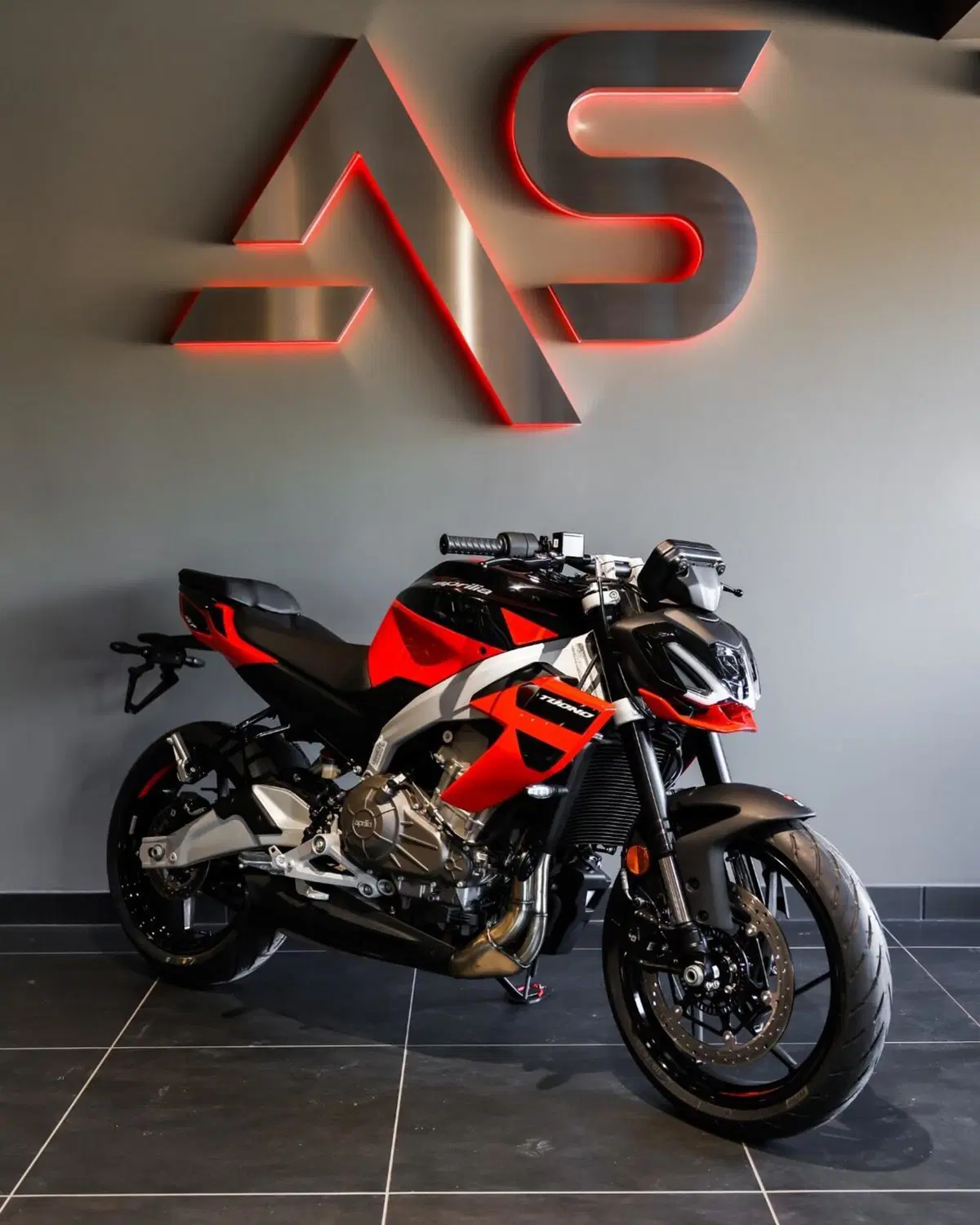 Aprilia Tuono 457 (2025 - 26) (2)