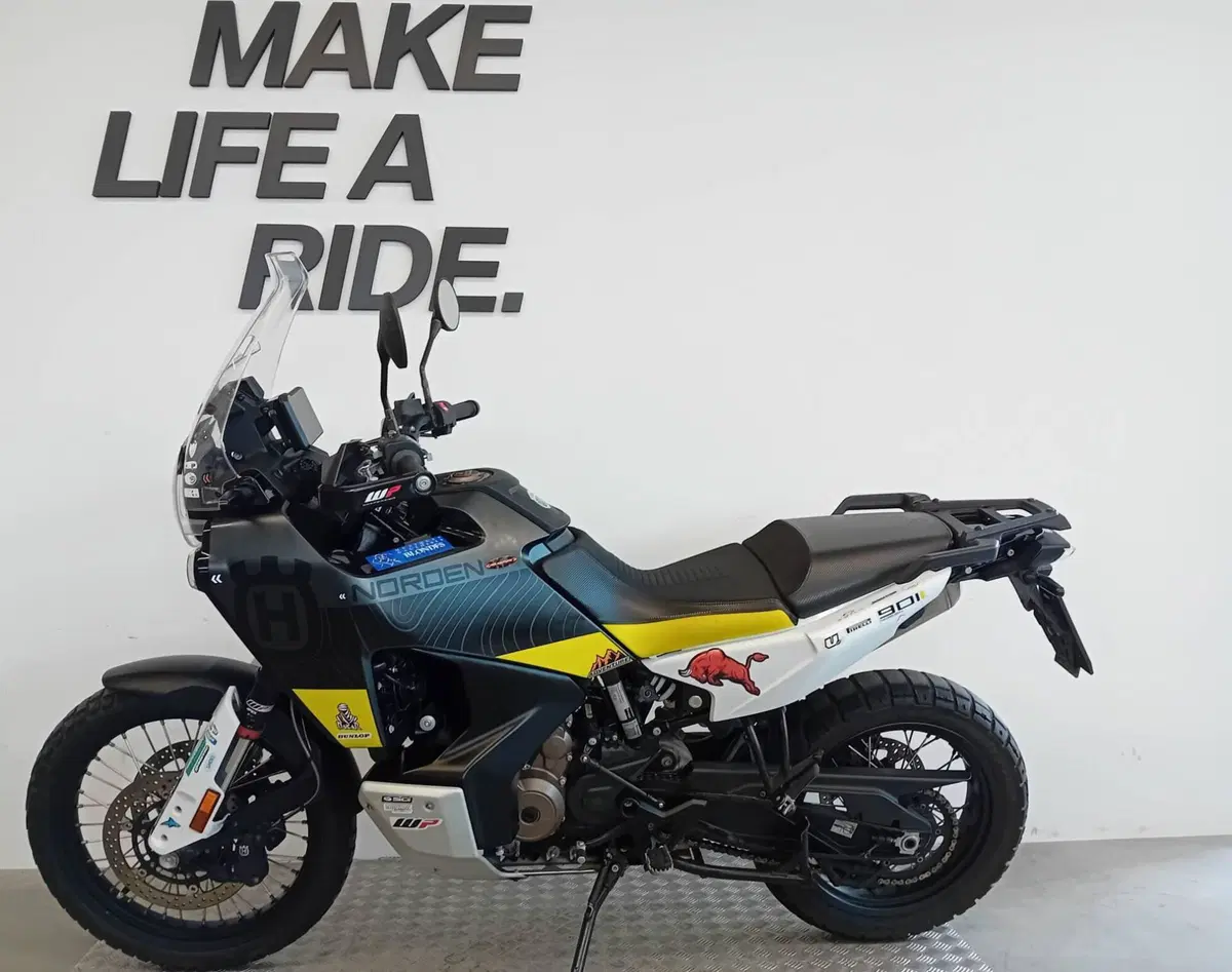 Husqvarna Norden 901 (2022 - 26) (2)
