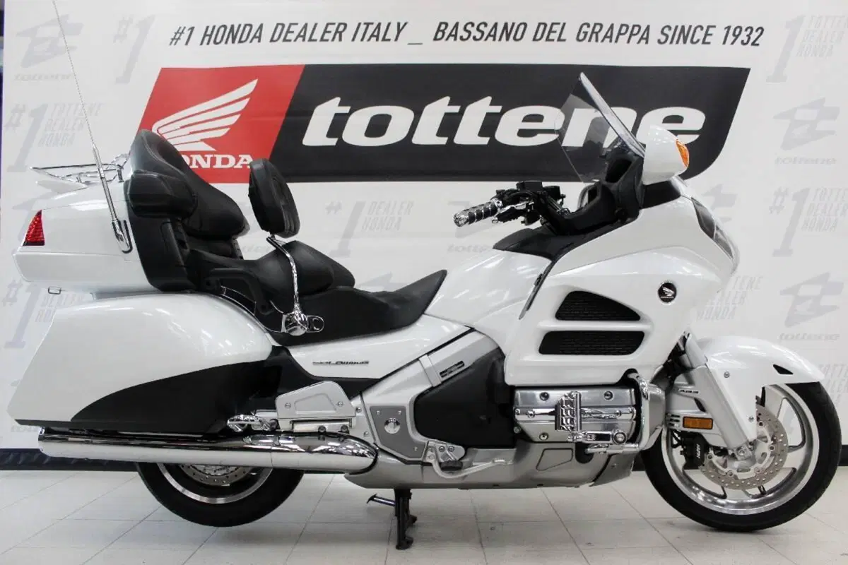 Honda GL 1800 Gold Wing (2012 - 17)