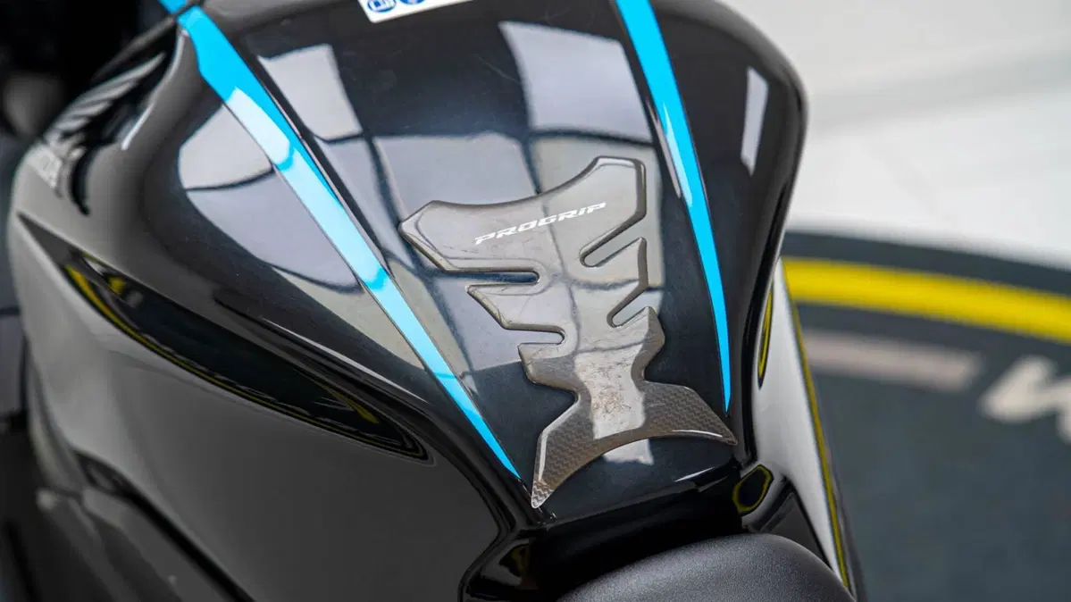 Honda CBR 650 R (2021 - 23) (17)