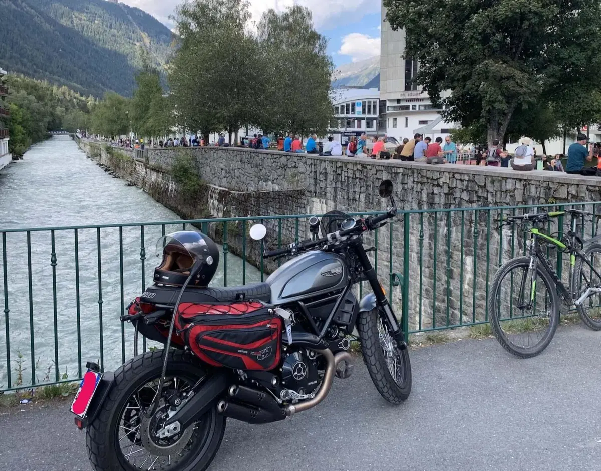 Ducati Scrambler 800 Night Shift (2021 - 22) (2)