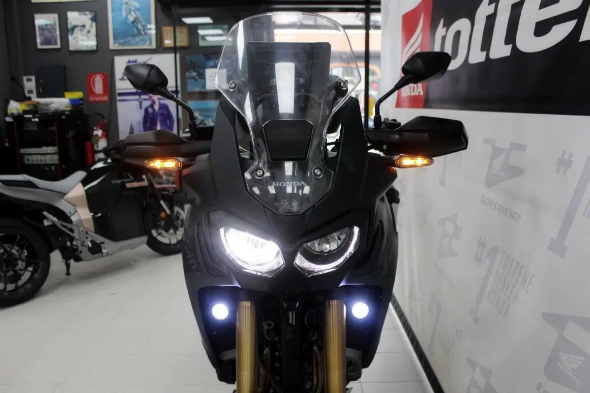 Honda Africa Twin CRF 1000L DCT (2018 - 19) (4)