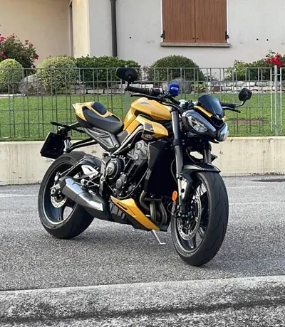 Triumph Street Triple 765 RS (2023 - 26) usata