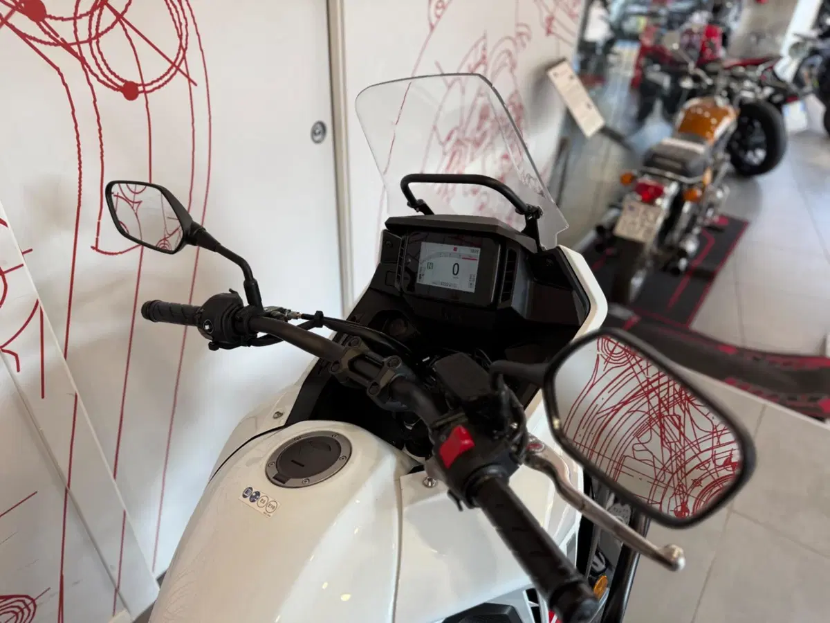 Honda NX500 (2024 - 25) (7)