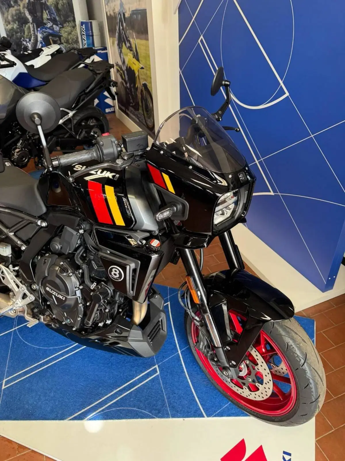 Suzuki GSX-8TT (2025 - 26) (4)