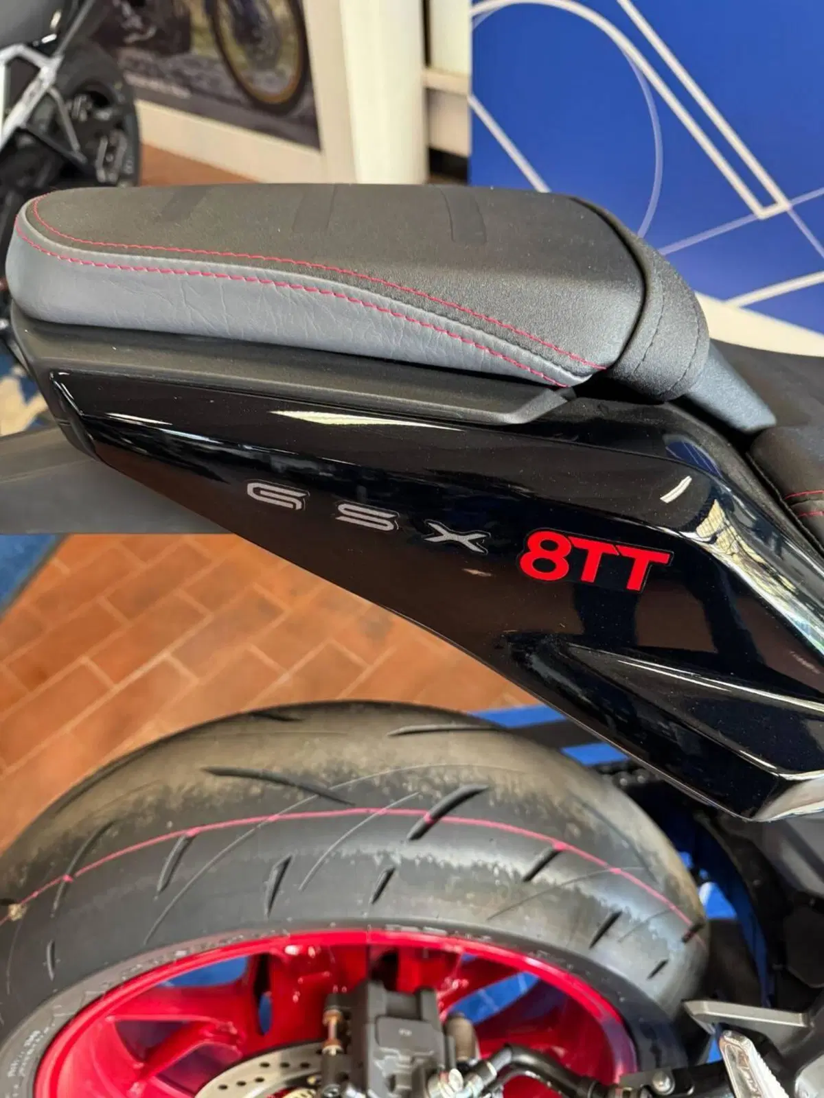 Suzuki GSX-8TT (2025 - 26) (7)
