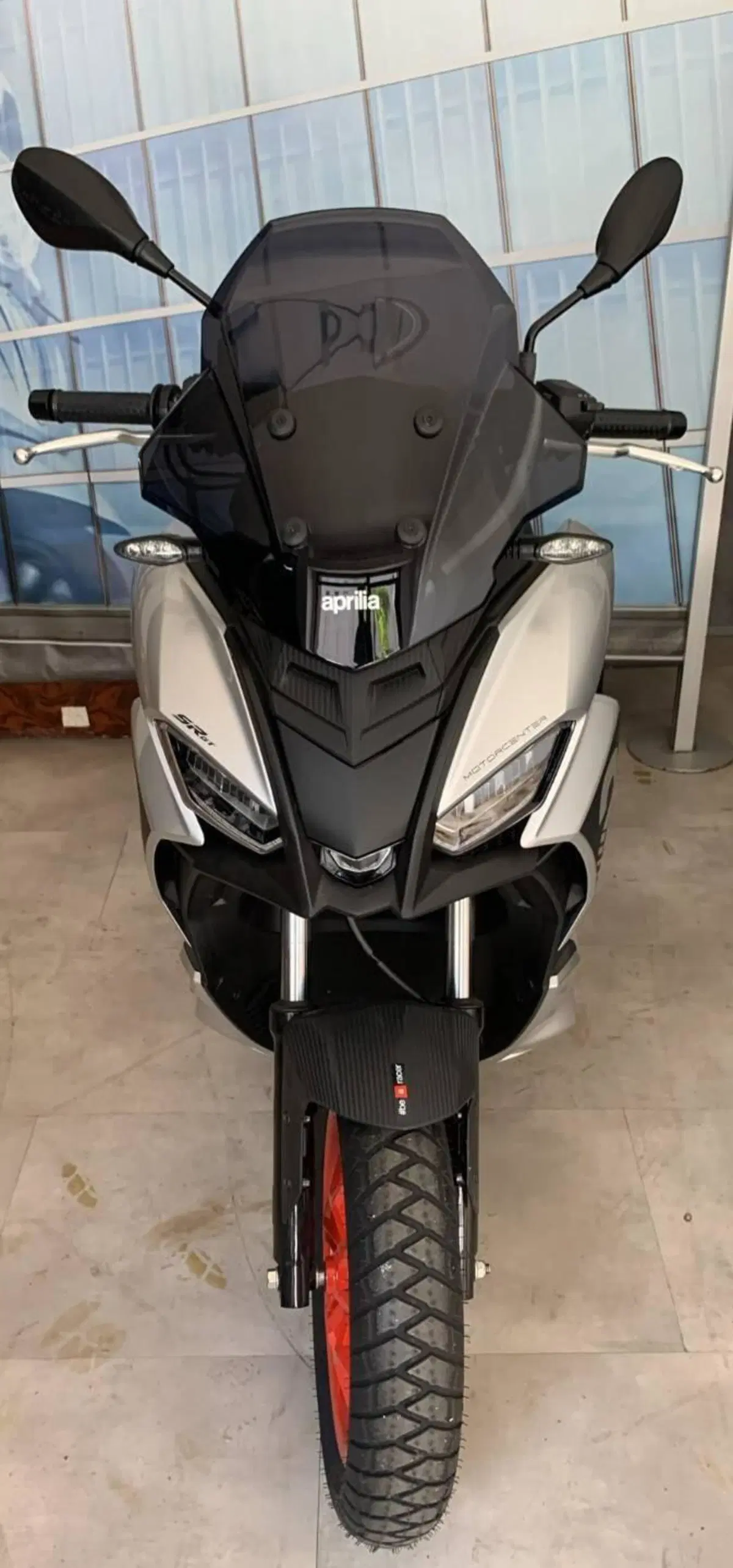 Aprilia SR GT 200 Sport (2022 - 24) (2)