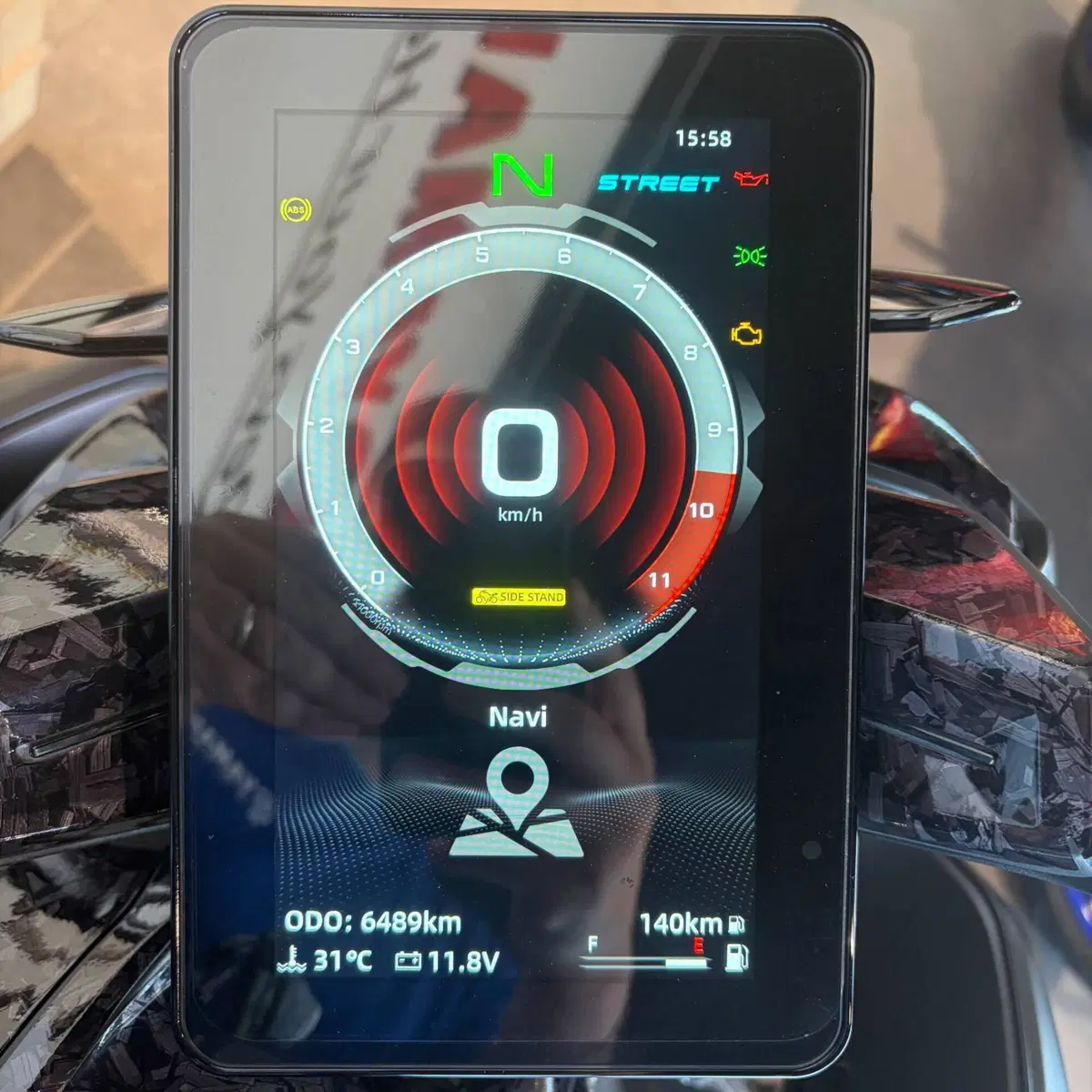 CFMOTO 800NK Advanced (2023 - 26) (4)