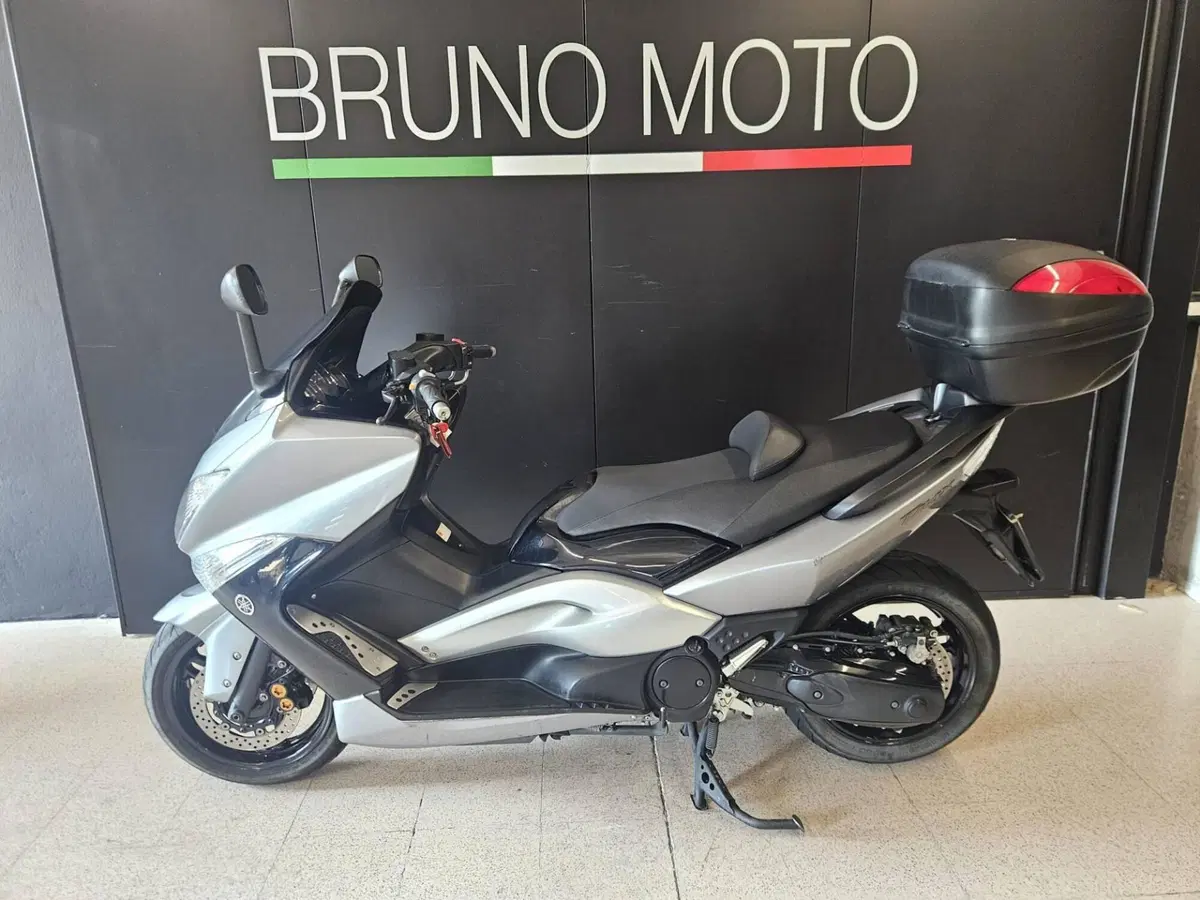 Yamaha T-Max 500 (2008 - 12) (6)