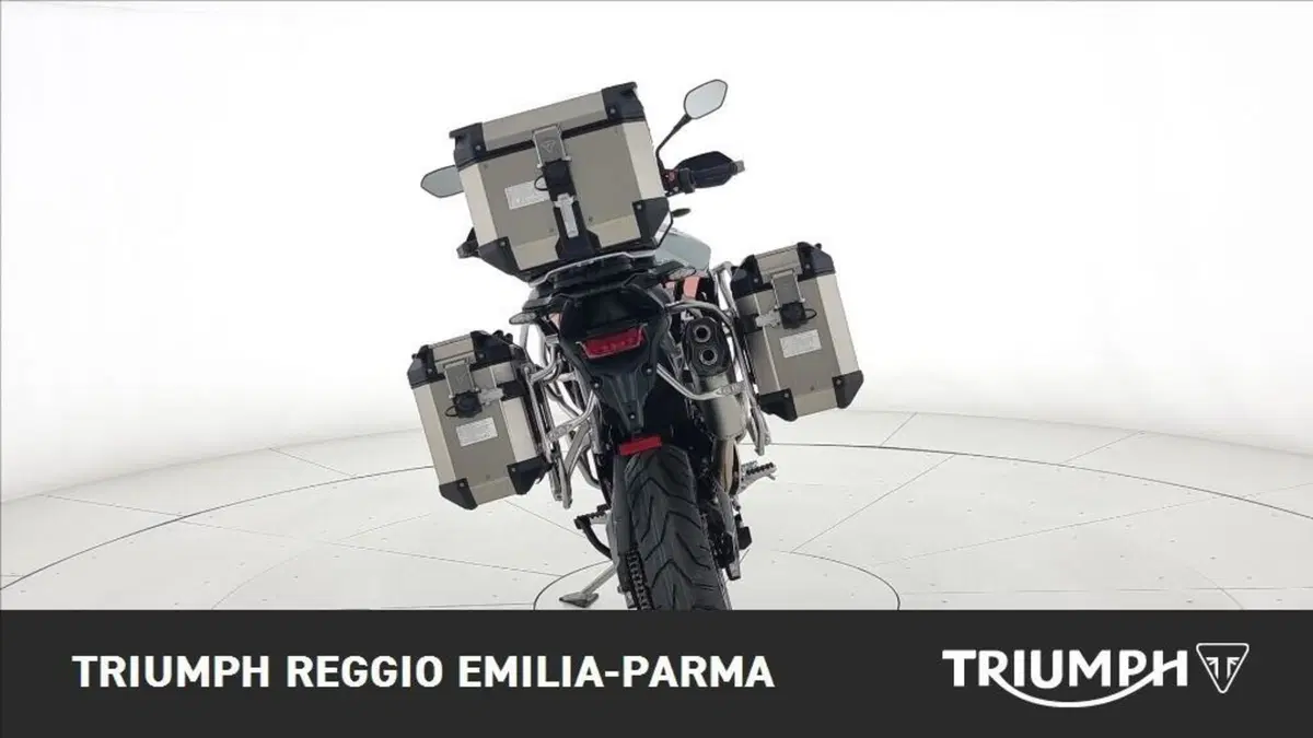 Triumph Tiger 900 Desert Special Edition (2026) (2)