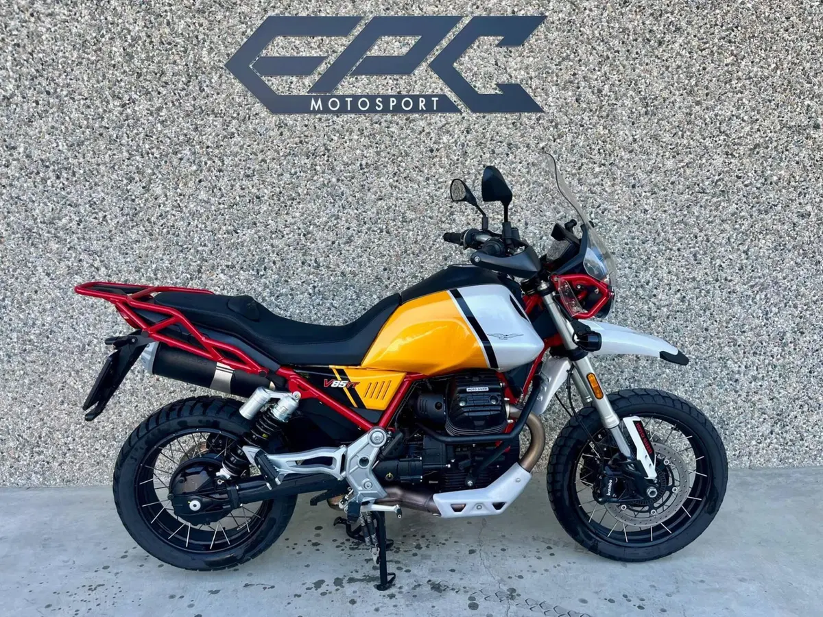 Moto Guzzi V85 TT (2021 - 23)