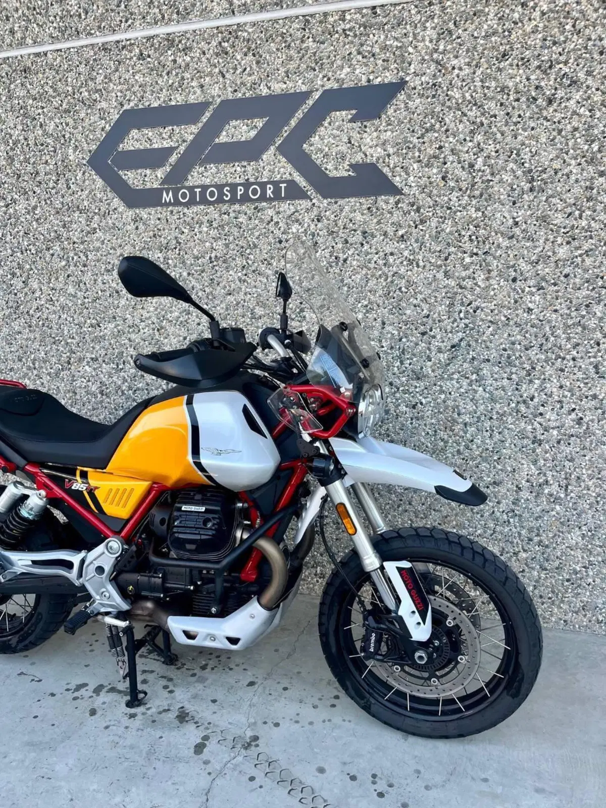 Moto Guzzi V85 TT (2021 - 23) (10)