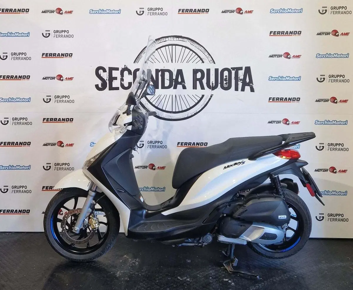 Piaggio Medley 200 S (2025 - 26) (2)