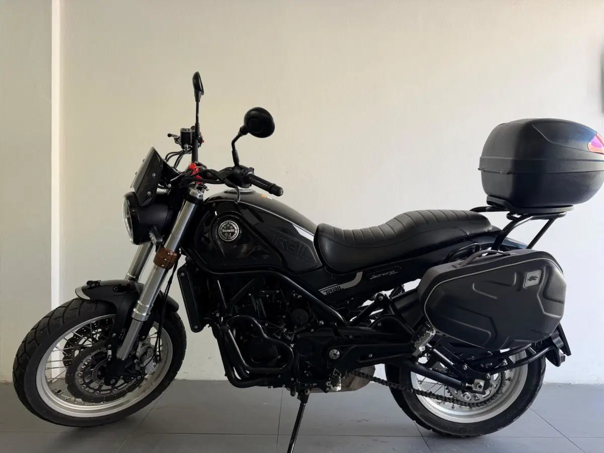Benelli Leoncino 500 Trail (2021 - 26) (2)
