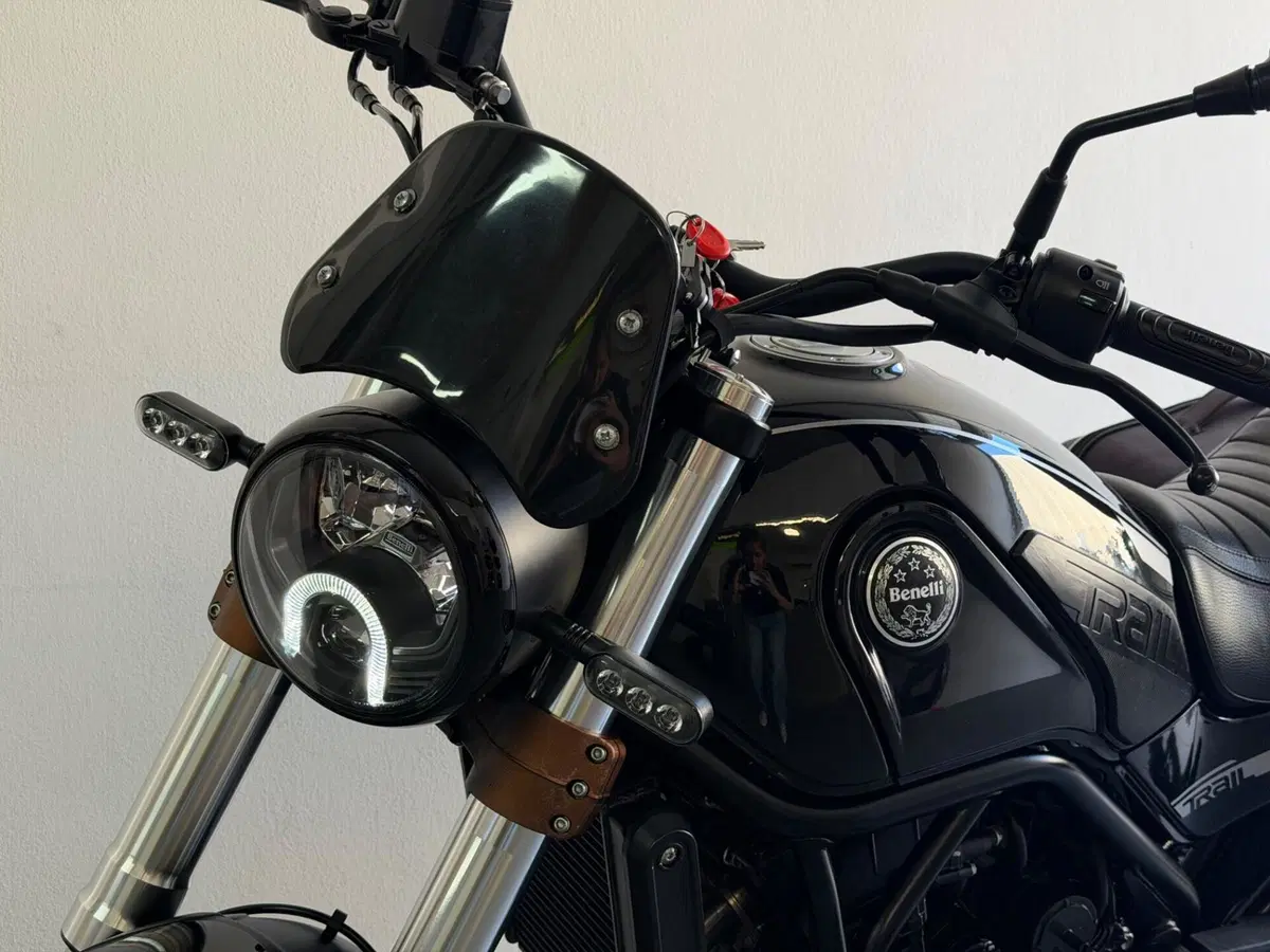 Benelli Leoncino 500 Trail (2021 - 26) (10)