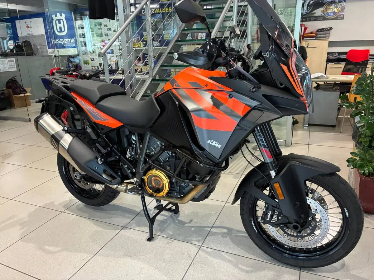 KTM 1290 Super Adventure S (2017 - 20) (2)