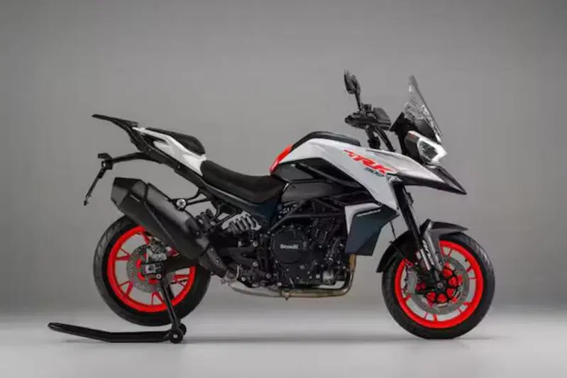 Benelli TRK 902 Stradale