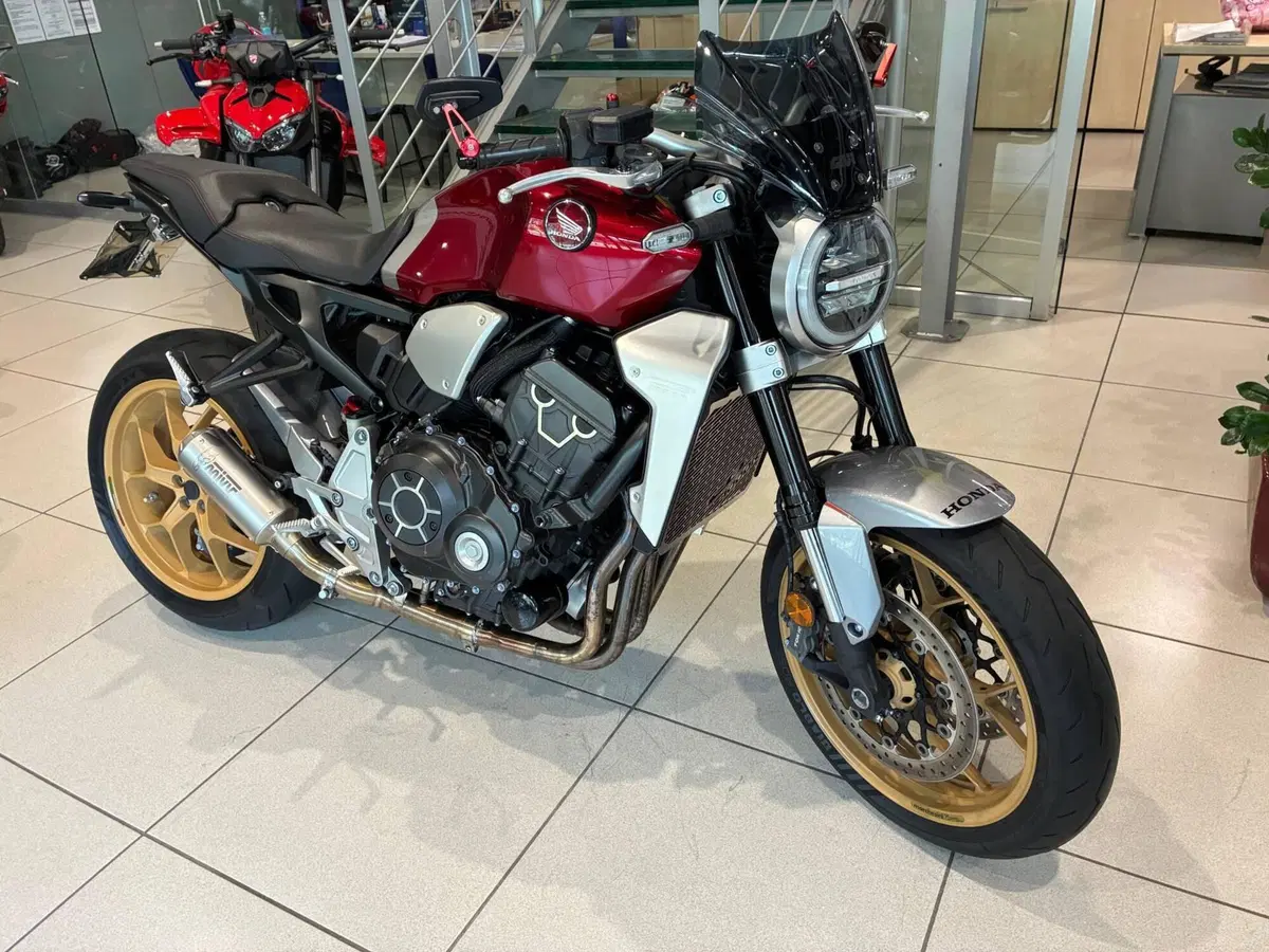 Honda CB 1000 R + Neo Sport Cafè (2019 - 20) (2)
