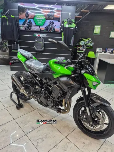 Kawasaki Z 900 (2025 - 26) nuova