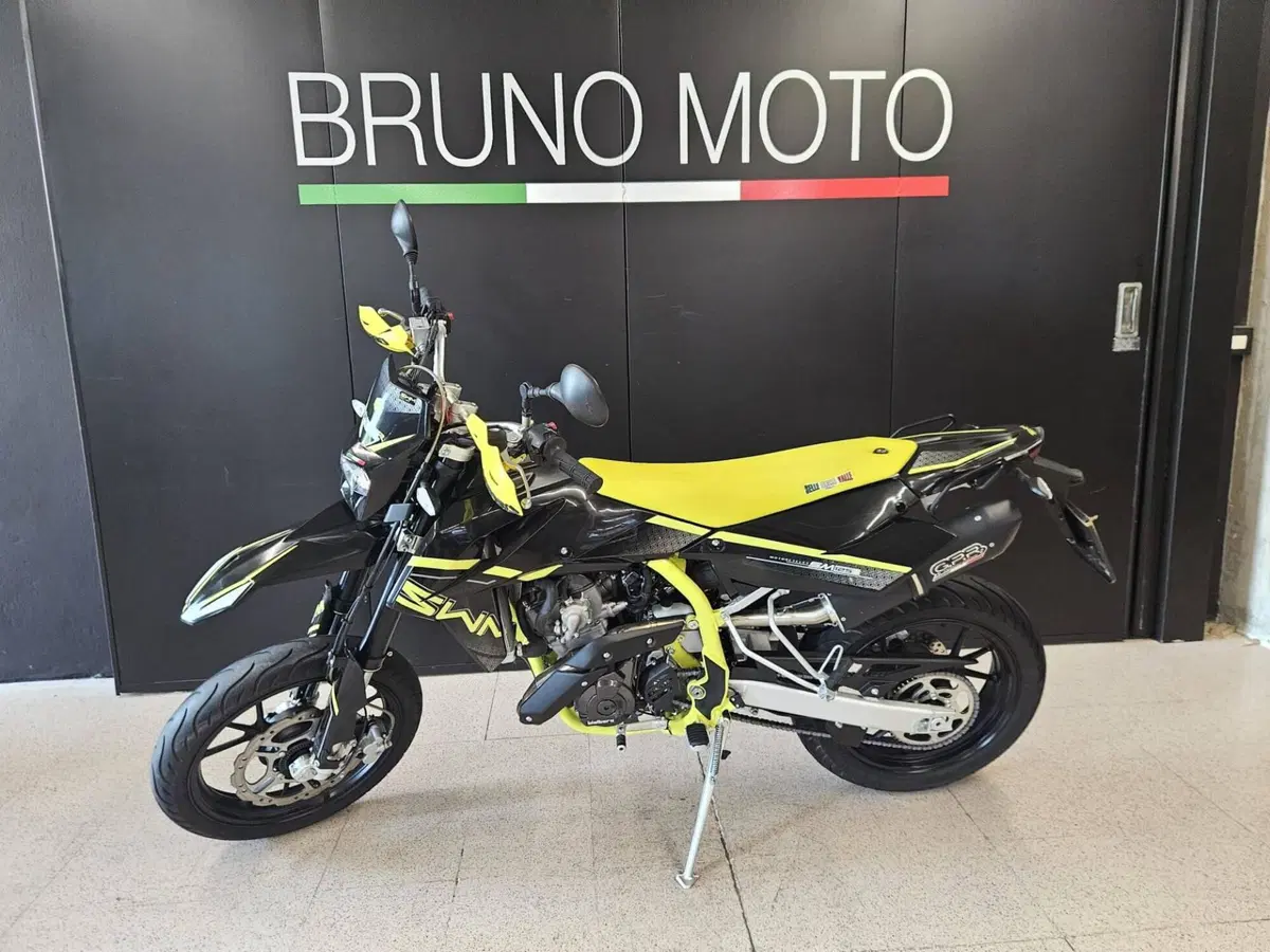 Swm SM 125 R (2022 - 24) (4)