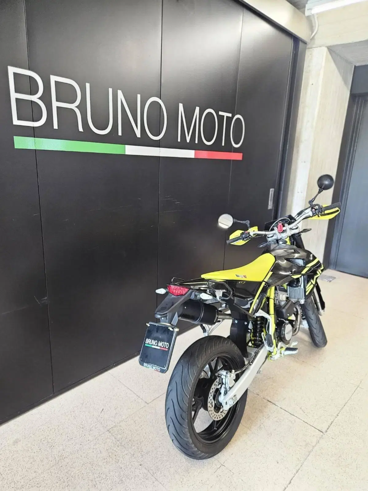 Swm SM 125 R (2022 - 24) (6)