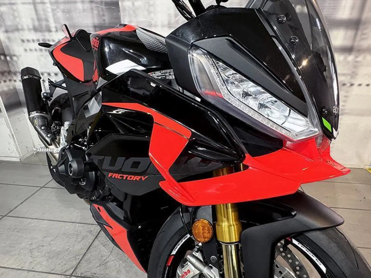 Aprilia Tuono V4 (2025 - 26) (5)