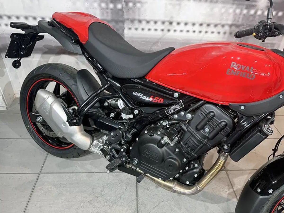 Royal Enfield Guerrilla 450 (2024 - 26) (4)