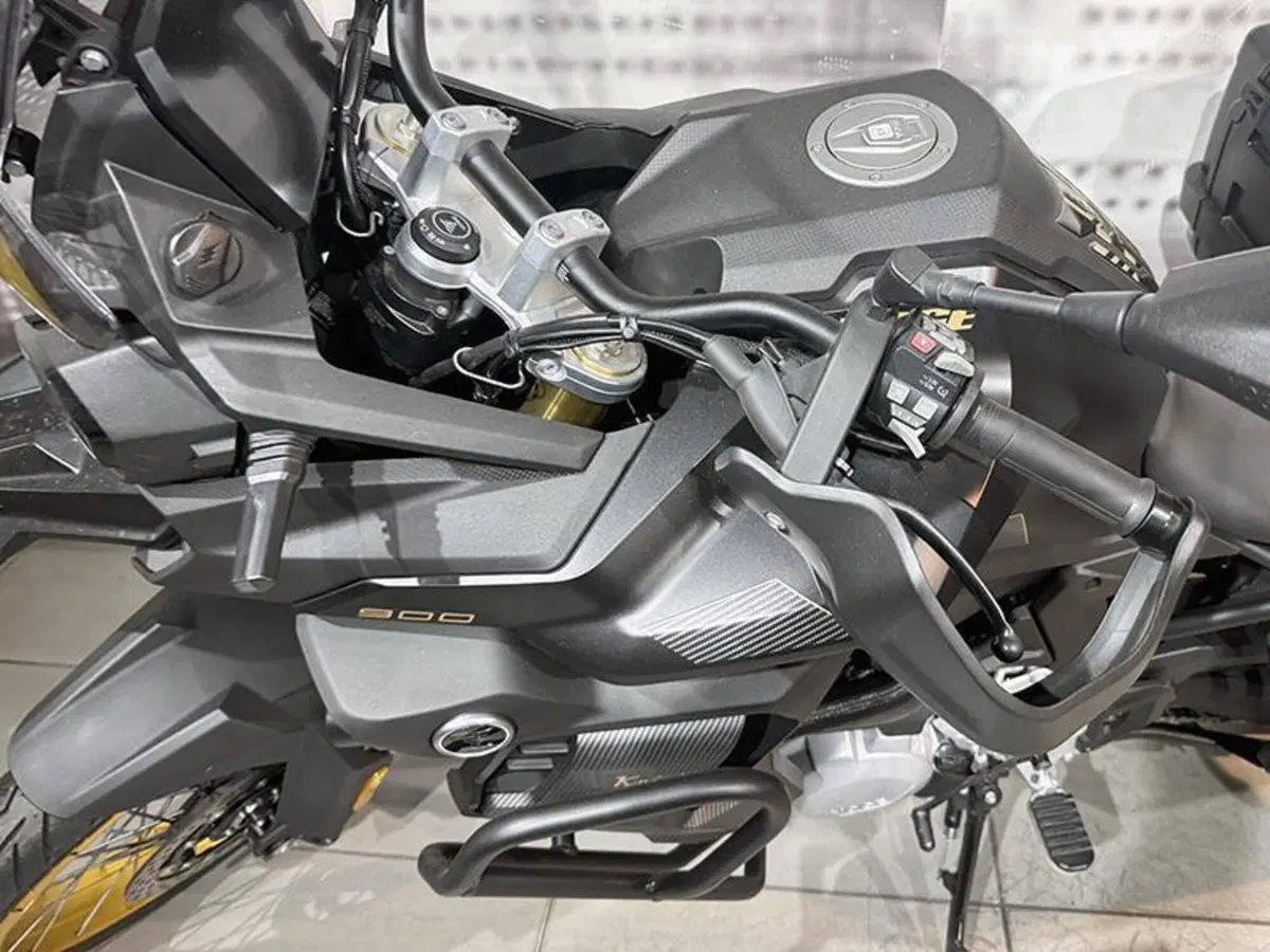 Voge Valico 900DSX (2024 - 26) (3)