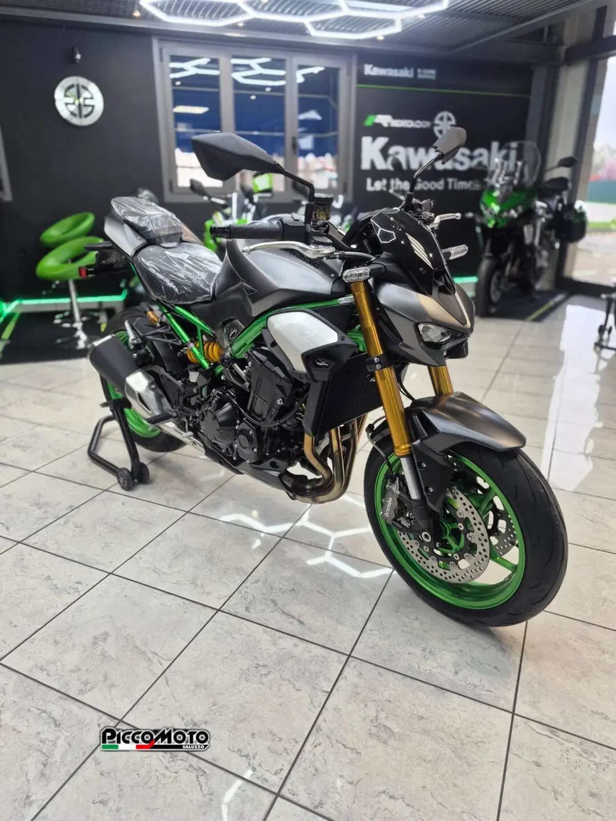 Kawasaki Z 900 SE (2025 - 26) (6)