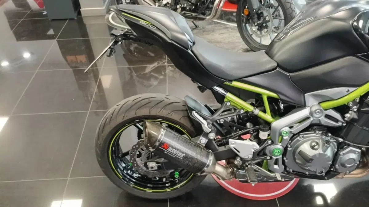 Kawasaki Z 900 (2019) (4)