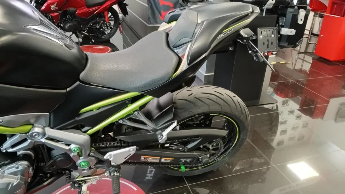 Kawasaki Z 900 (2019) (6)
