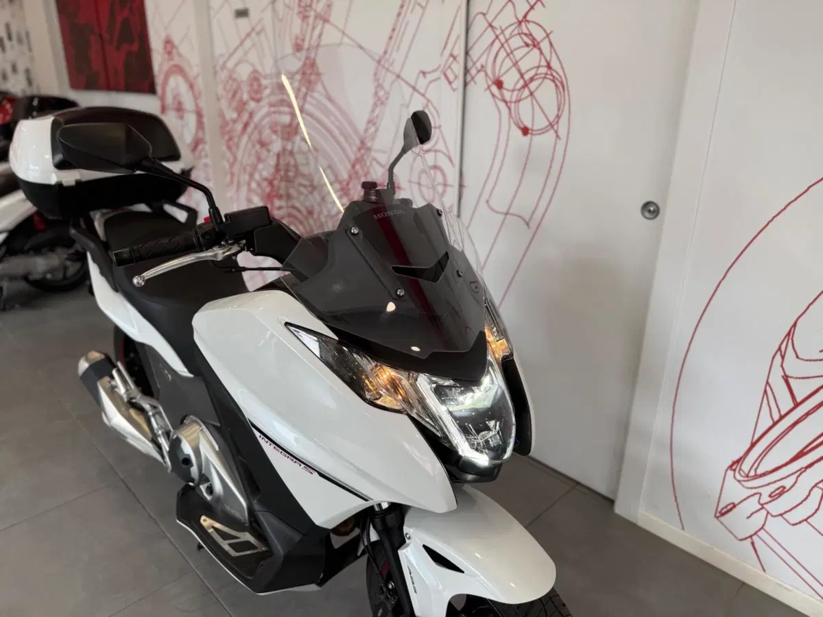 Honda Integra 750 DCT (2018 - 20) (10)