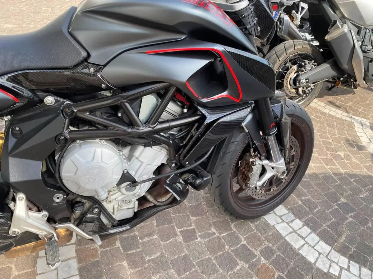 MV Agusta Rivale 800 EAS (2013 -15) (7)