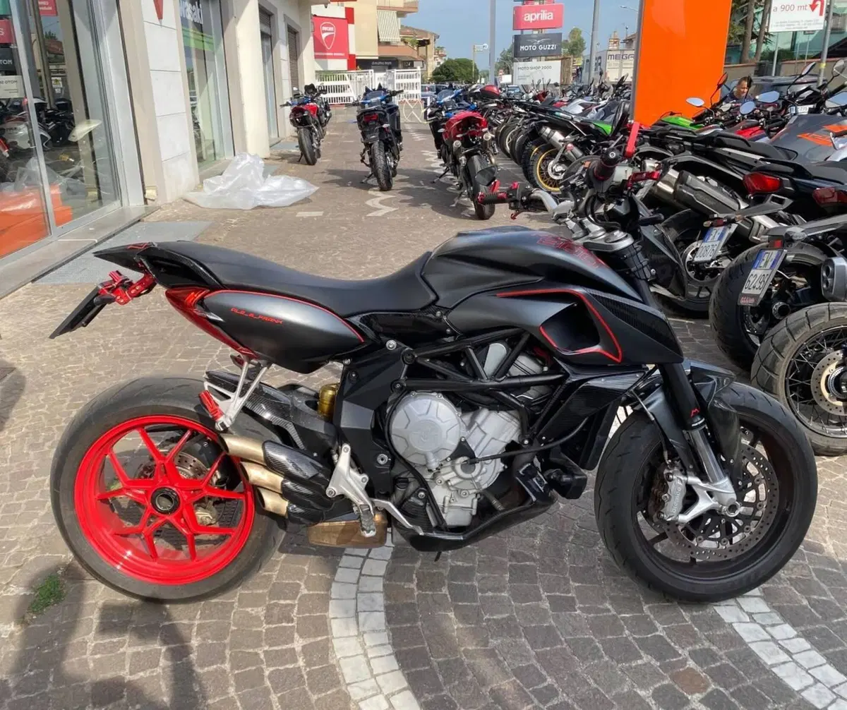 MV Agusta Rivale 800 EAS (2013 -15)