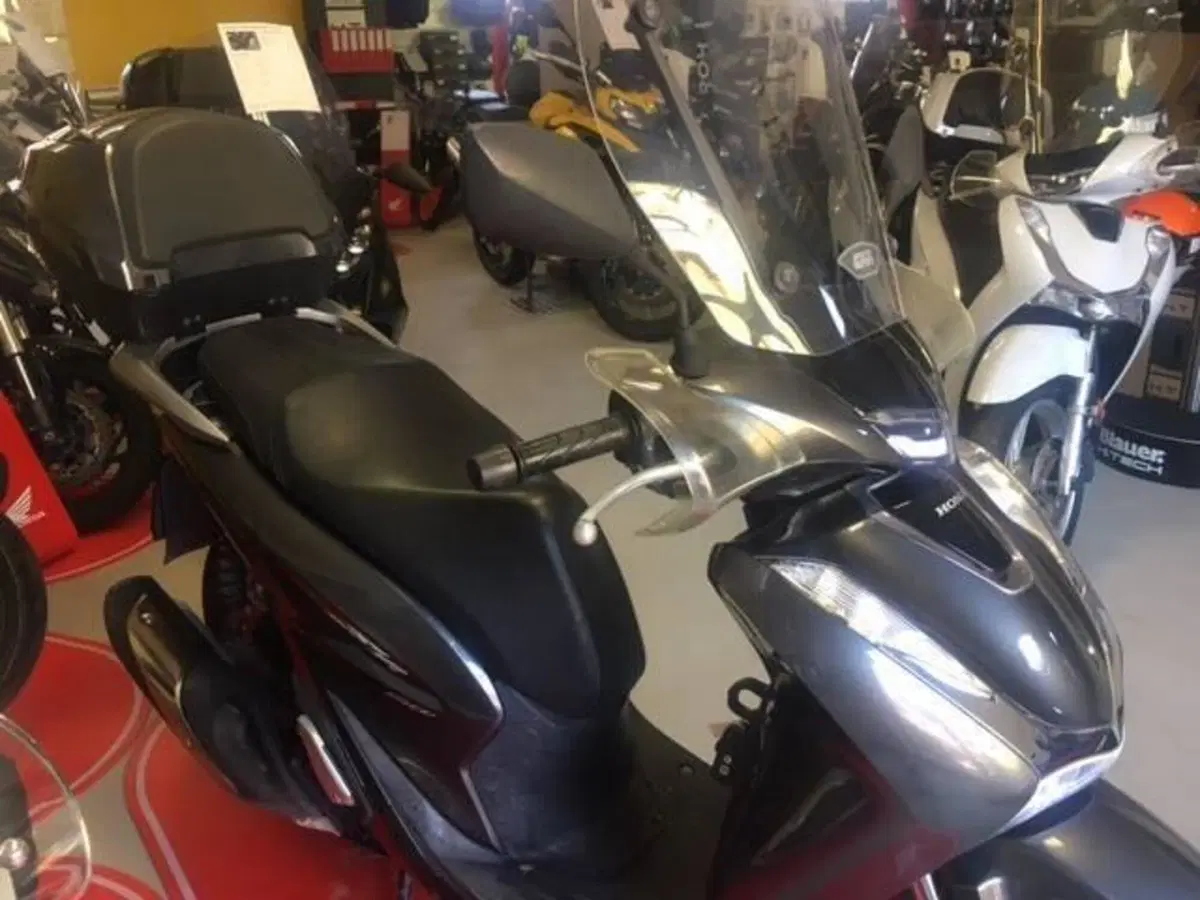 Honda SH 150i (2020 - 23) (5)