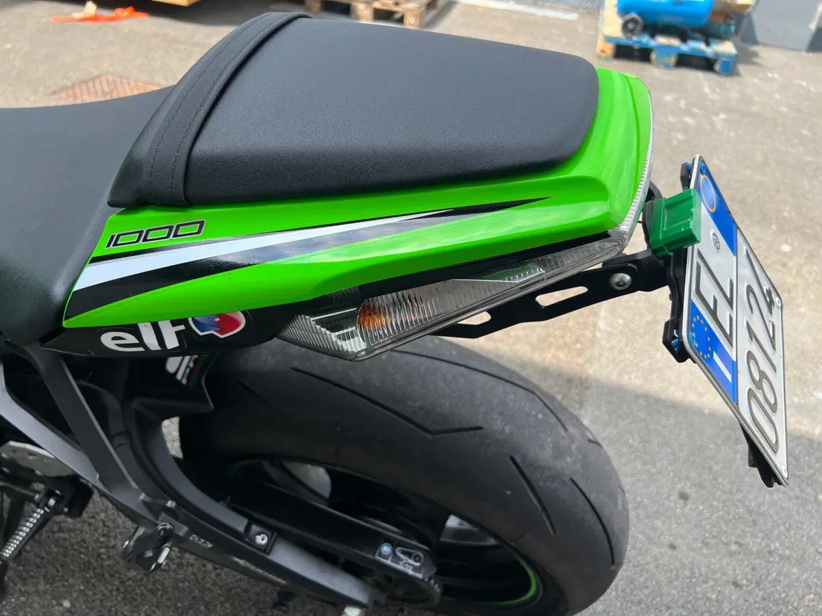Kawasaki Ninja 1000 ZX-10R (2016) (7)