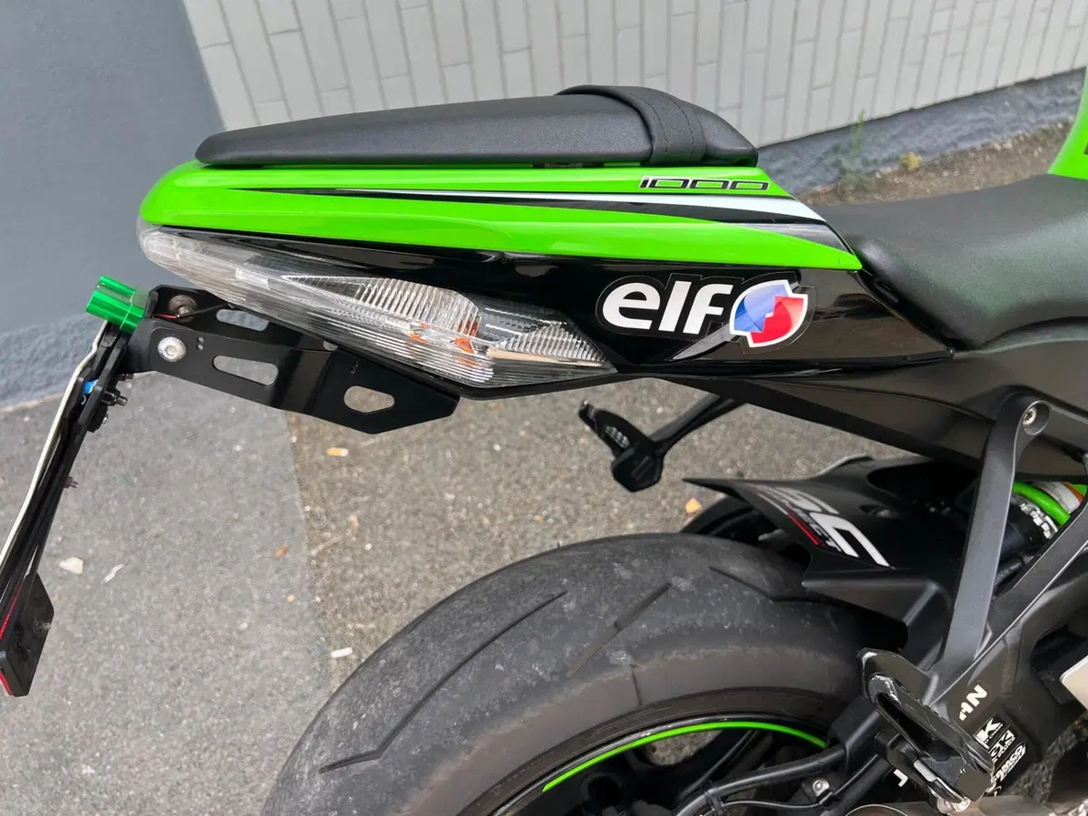 Kawasaki Ninja 1000 ZX-10R (2016) (8)