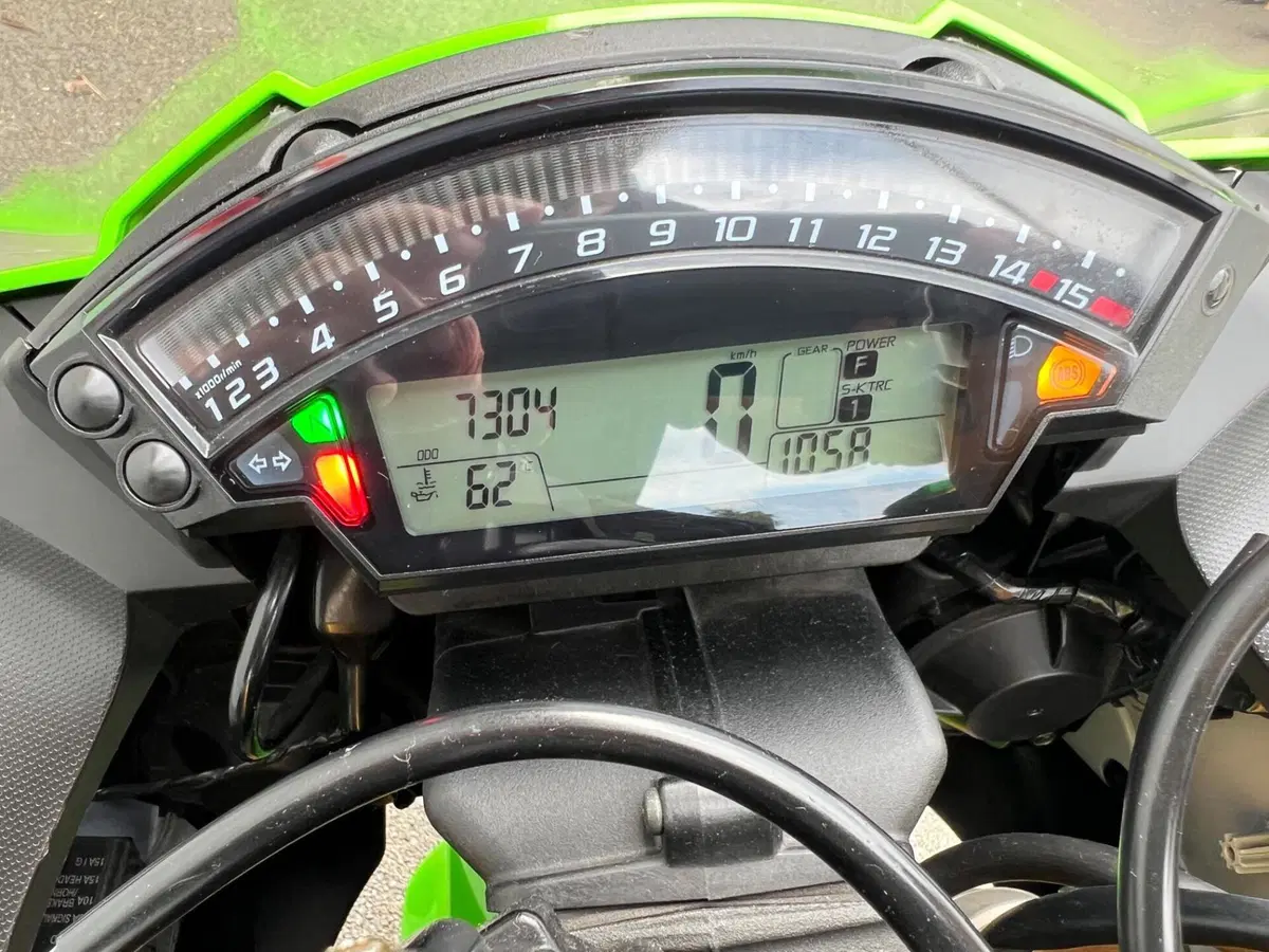 Kawasaki Ninja 1000 ZX-10R (2016) (5)