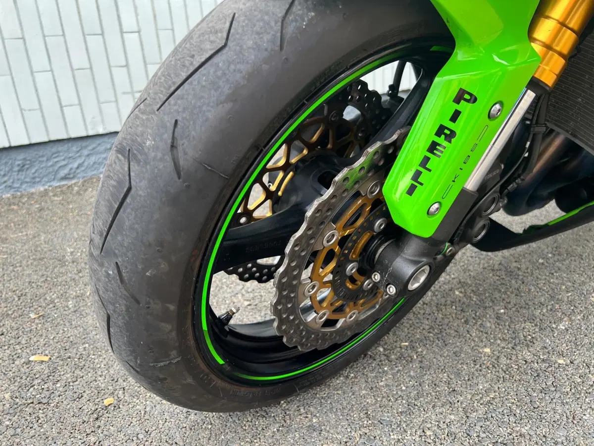 Kawasaki Ninja 1000 ZX-10R (2016) (20)
