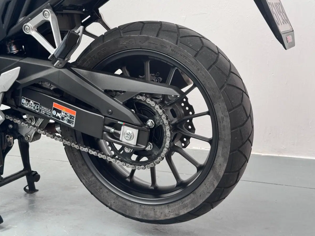 Honda CB 500 X (2022 - 23) (9)