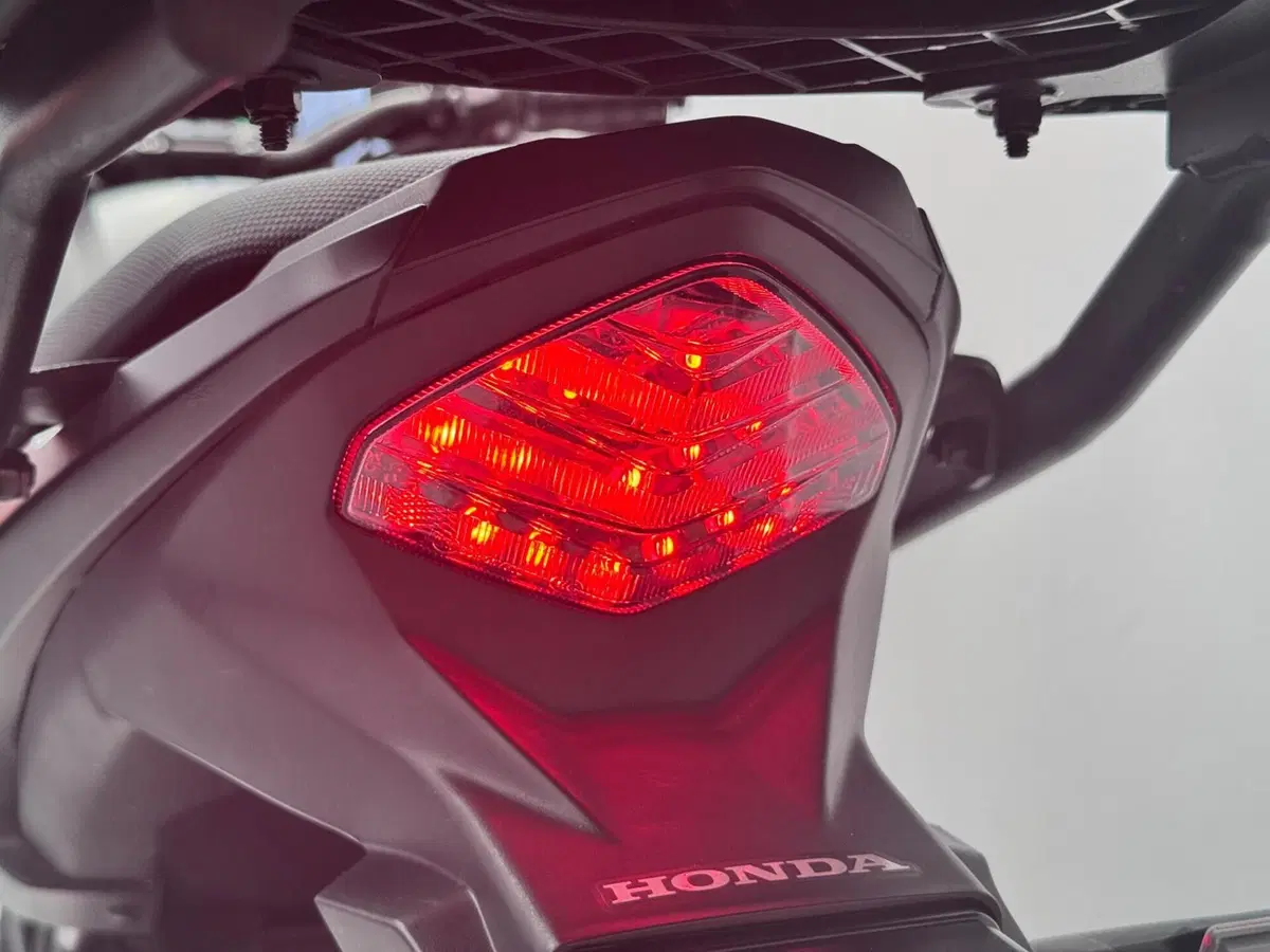Honda CB 500 X (2022 - 23) (11)