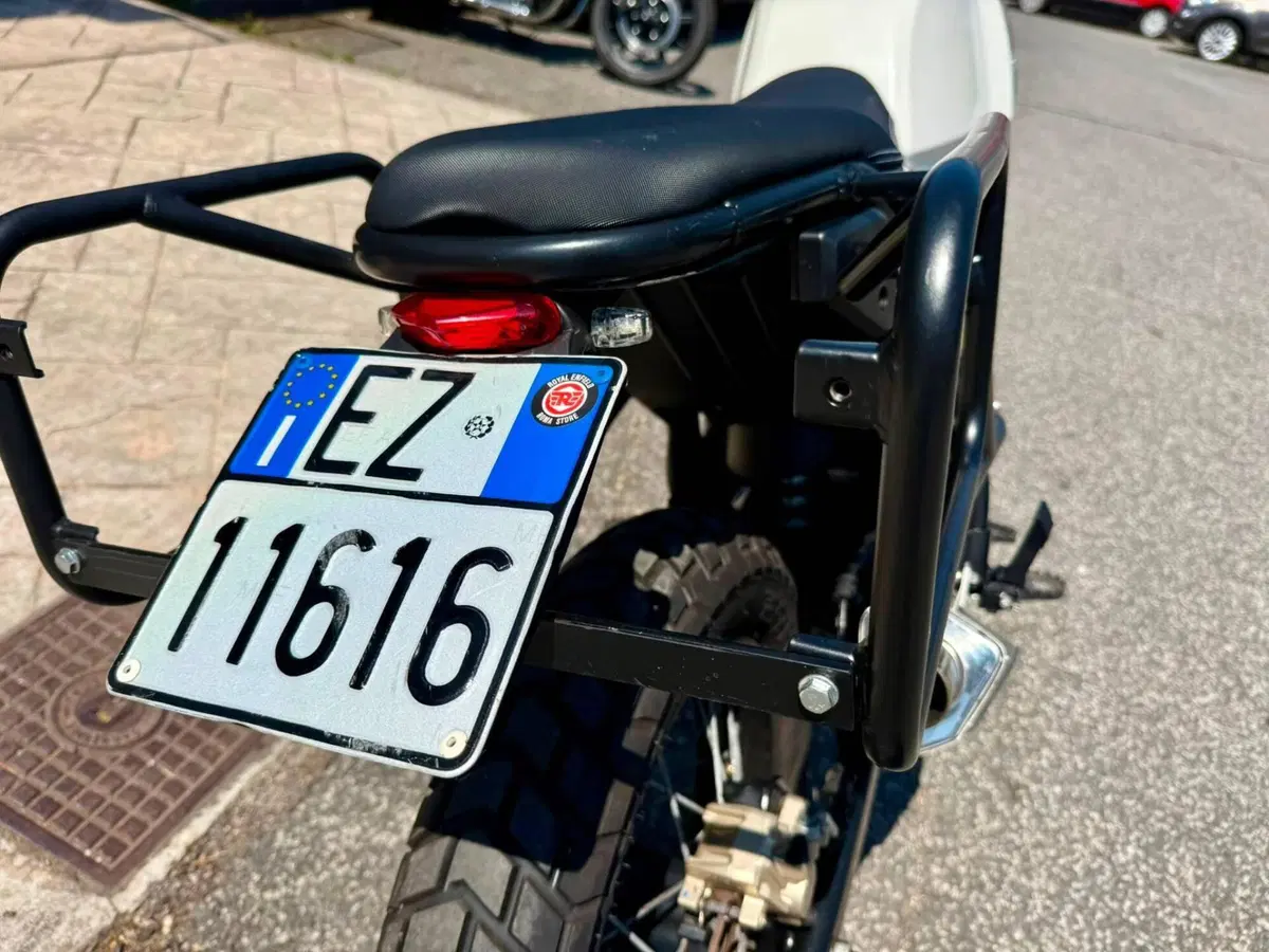 Royal Enfield Himalayan 411 (2021 - 24) (6)