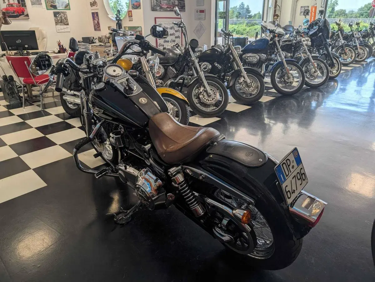 Harley-Davidson 1584 Super Glide Custom (2008 - 13) - FXDC (9)