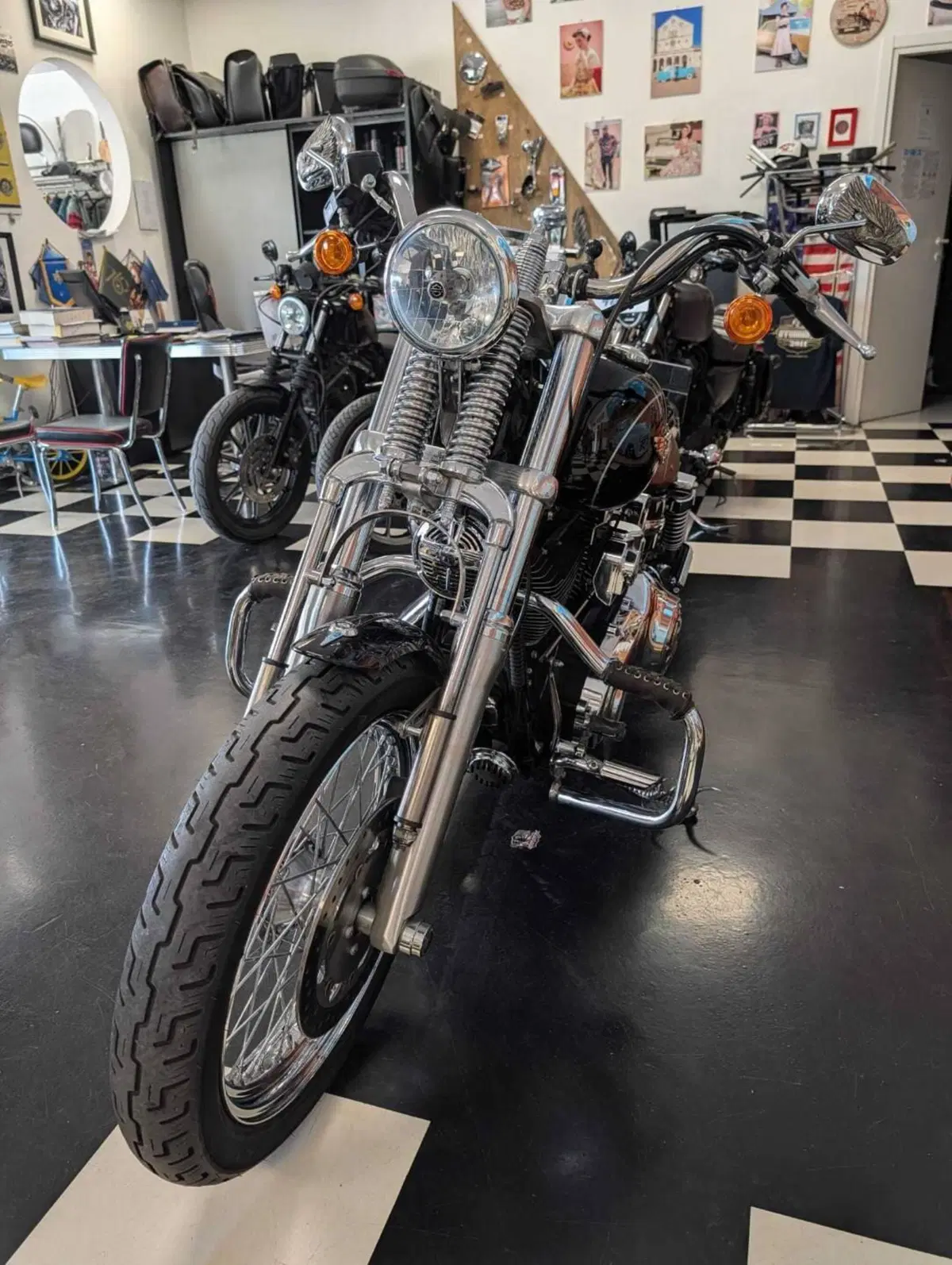 Harley-Davidson 1584 Super Glide Custom (2008 - 13) - FXDC (13)