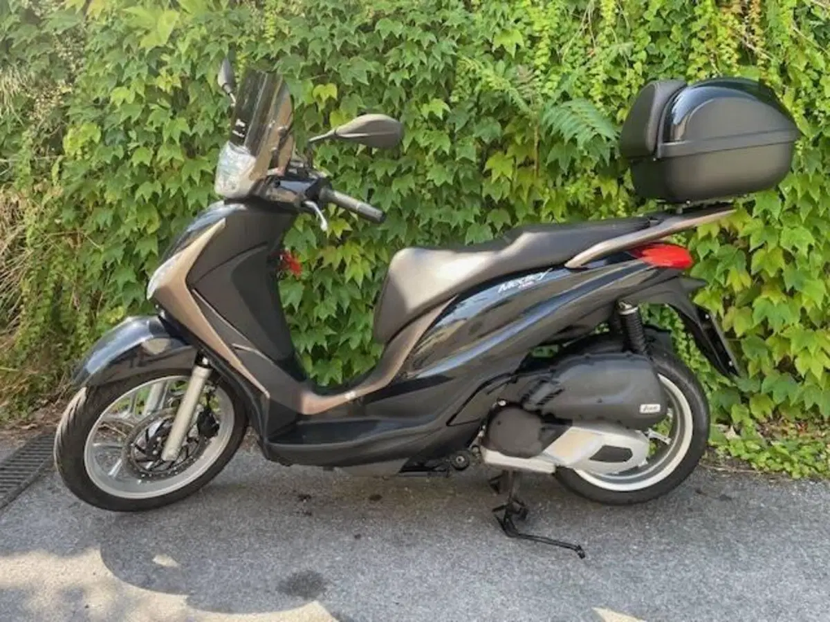 Piaggio Medley 150 ABS (2021 - 25)
