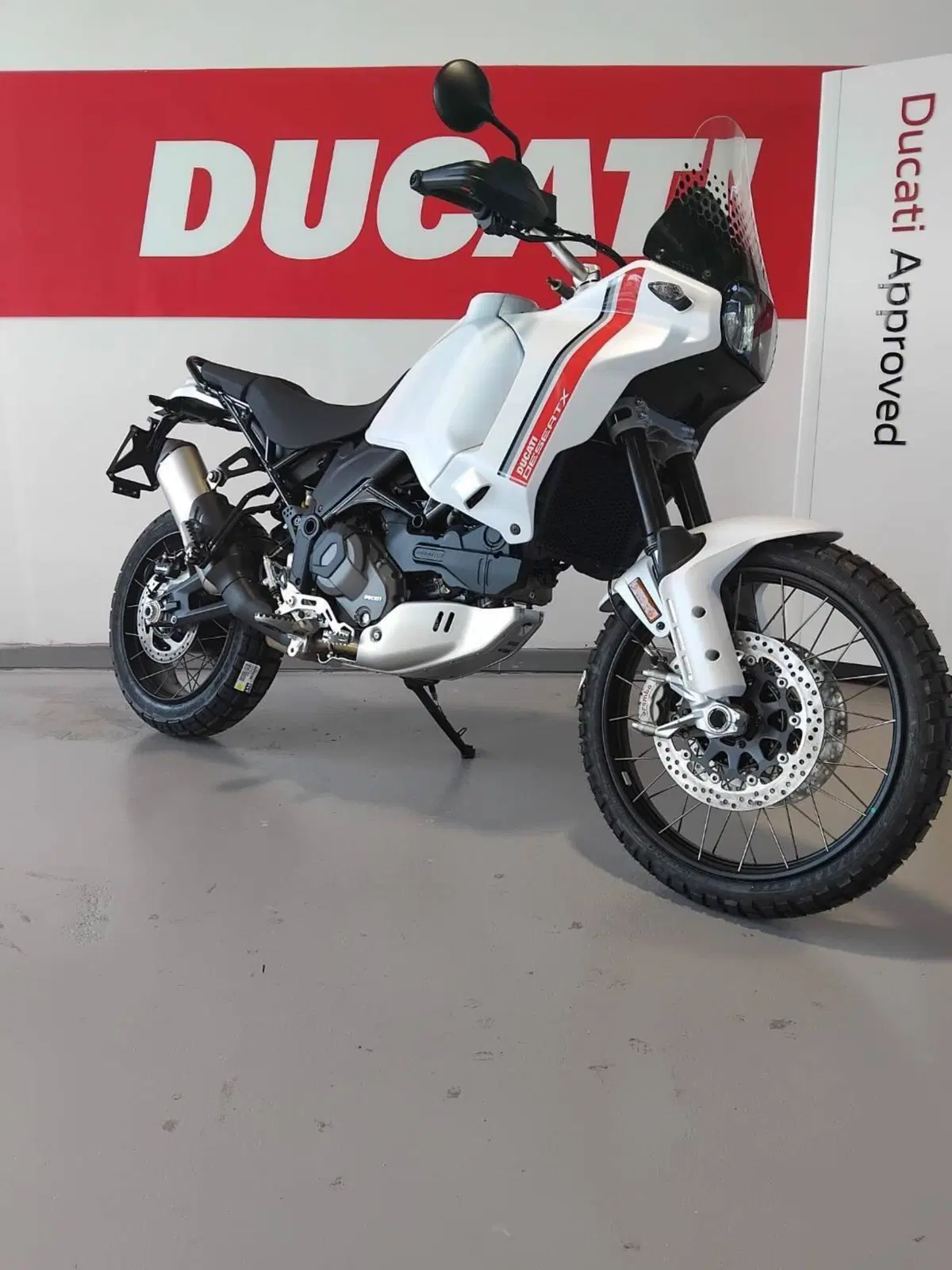 Ducati DesertX (2022 - 25) (2)