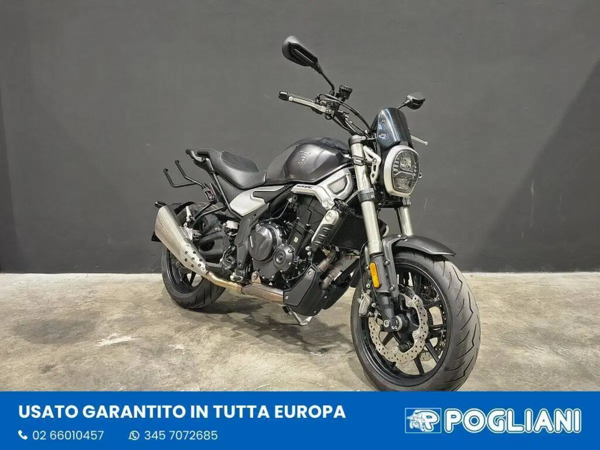 Voge Trofeo 500AC (2022 - 26) (2)