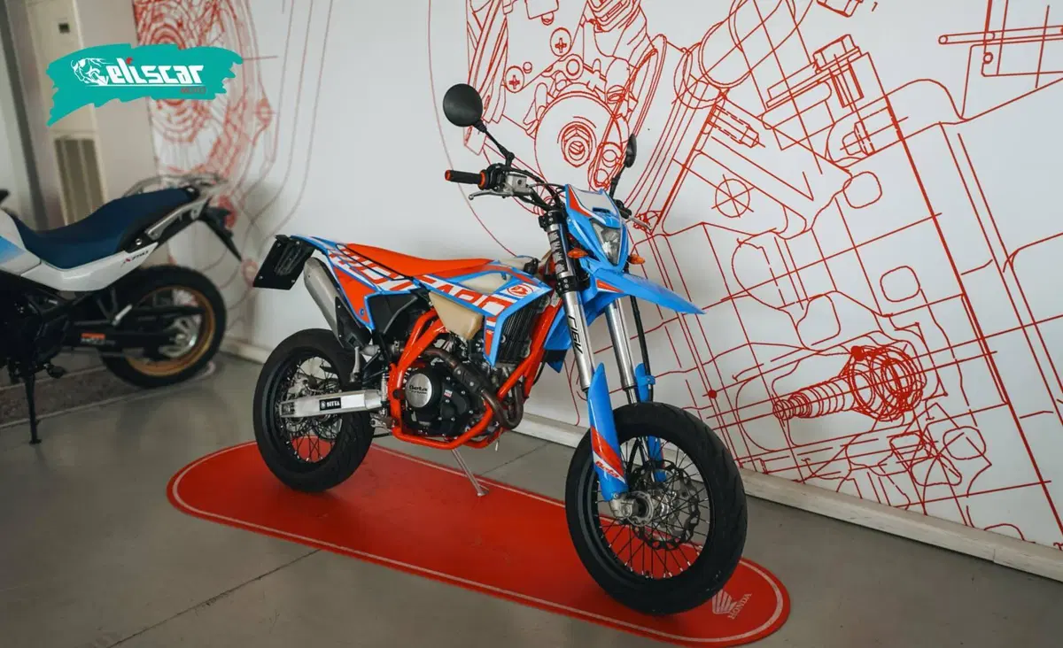 Betamotor RR 125 4T Motard R (2023 - 24) (2)